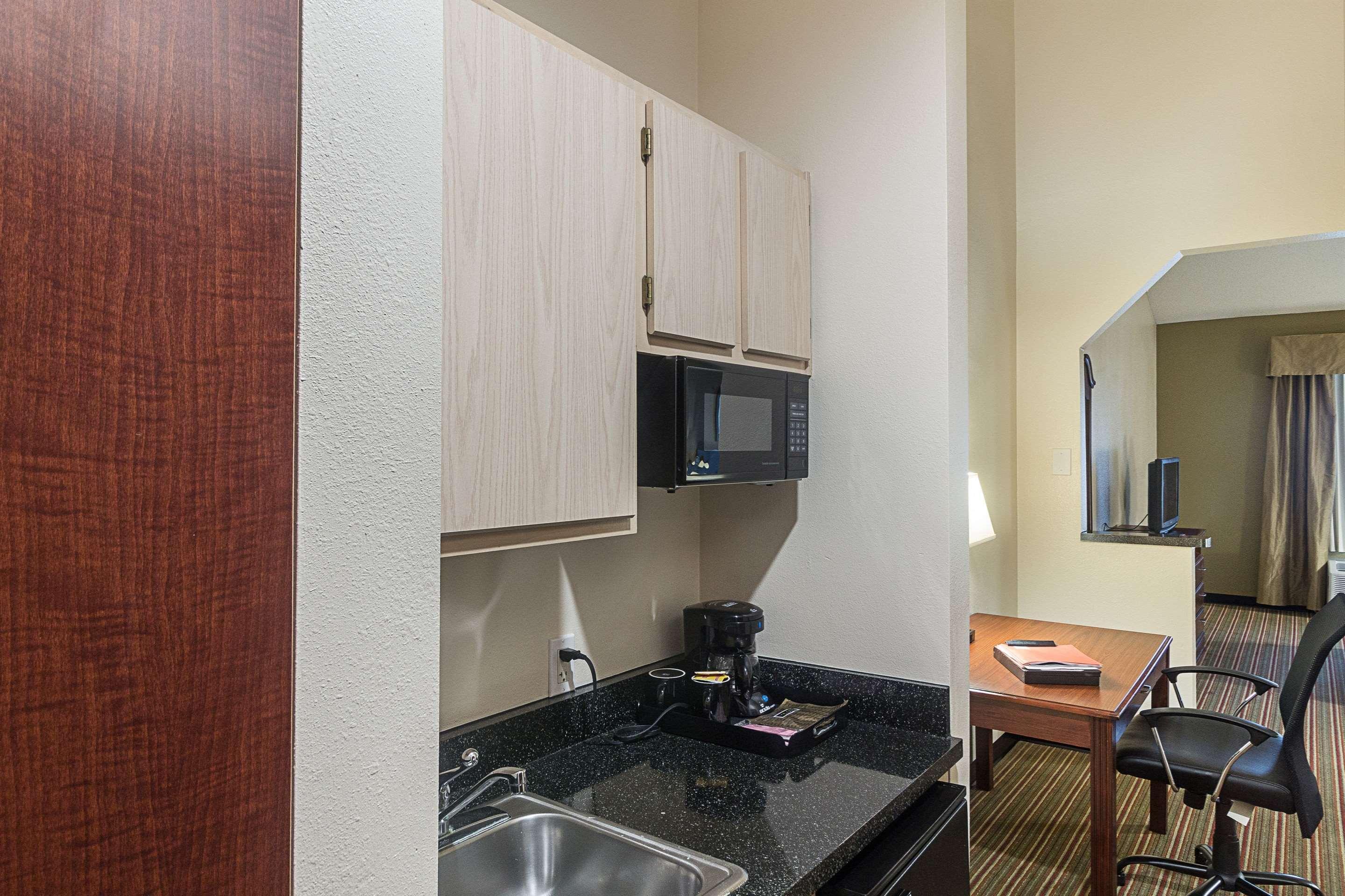 Quality Inn & Suites West Chase Houston Esterno foto