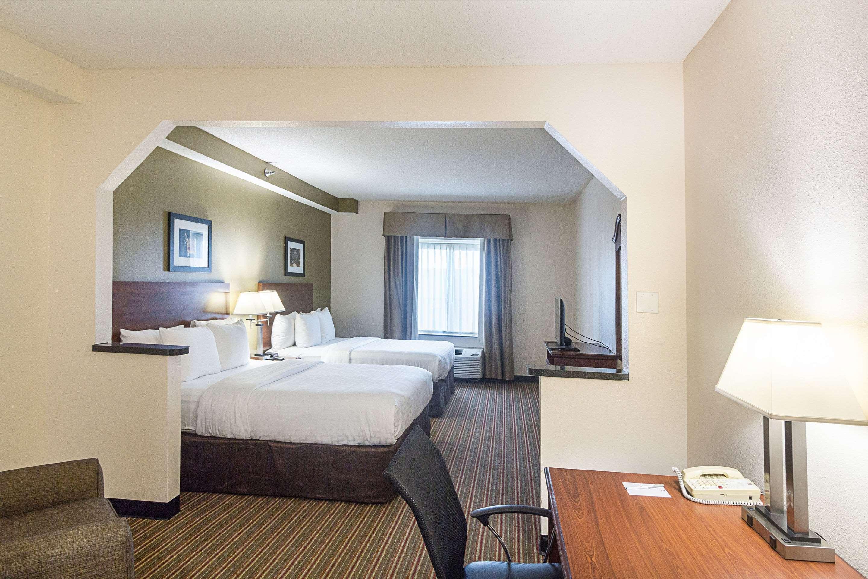 Quality Inn & Suites West Chase Houston Esterno foto