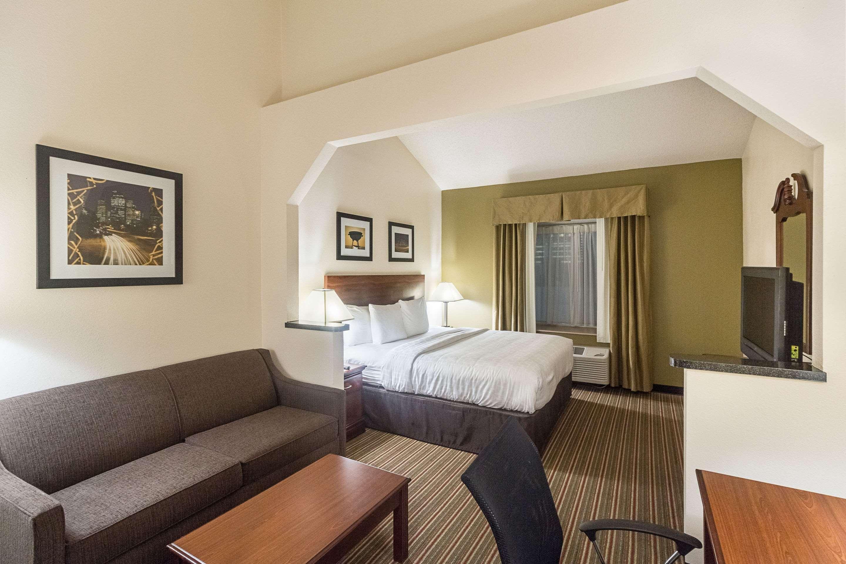 Quality Inn & Suites West Chase Houston Esterno foto