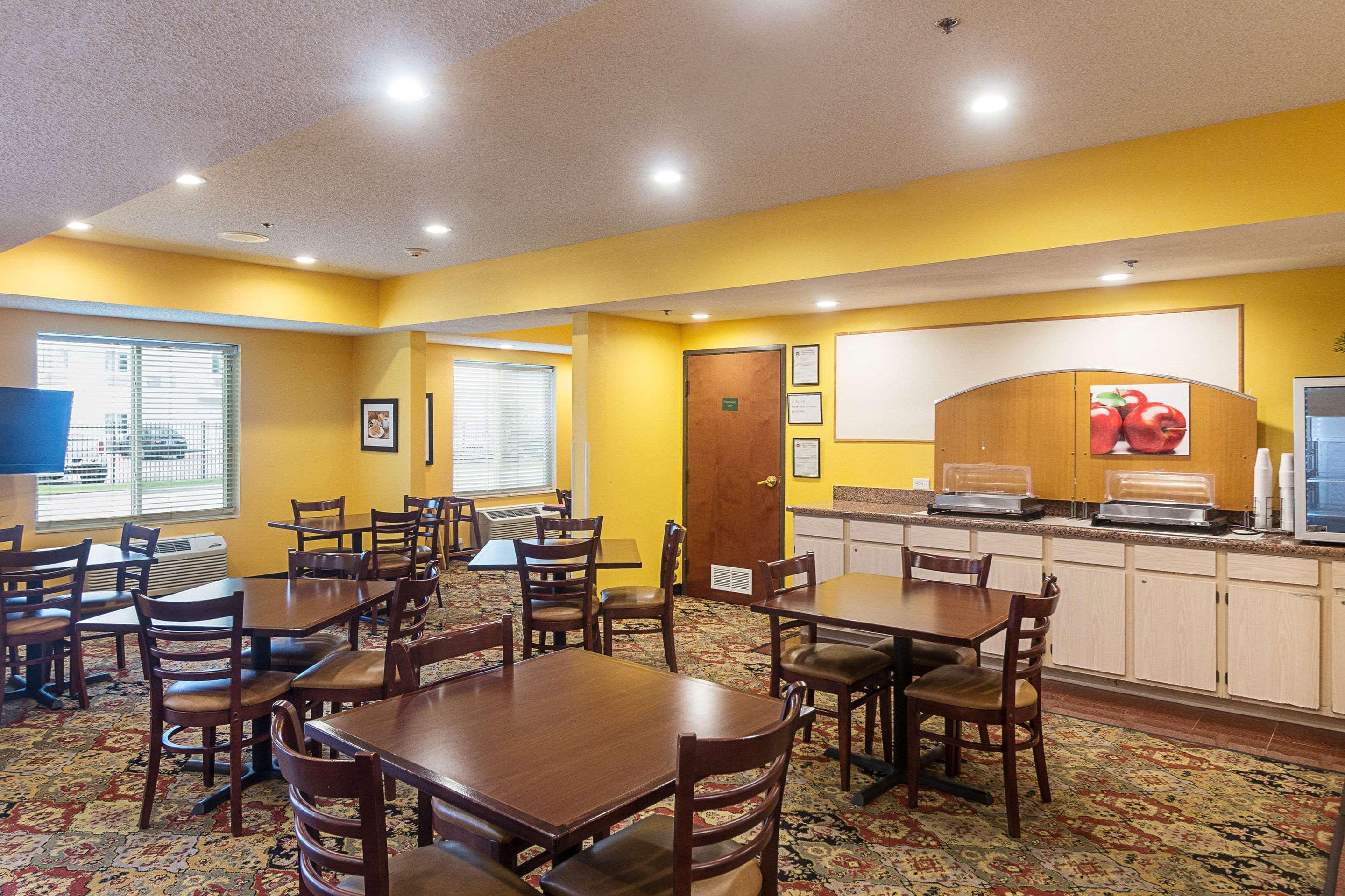 Quality Inn & Suites West Chase Houston Esterno foto